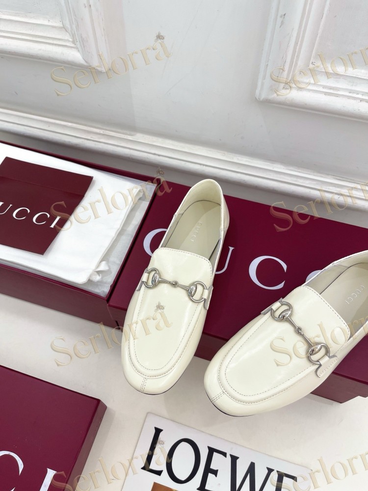 GUCCI JORDAAN HORSEBIT SMOOTH LEATHER FLAT LOAFERS