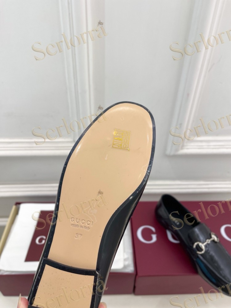 GUCCI JORDAAN HORSEBIT SMOOTH LEATHER FLAT LOAFERS