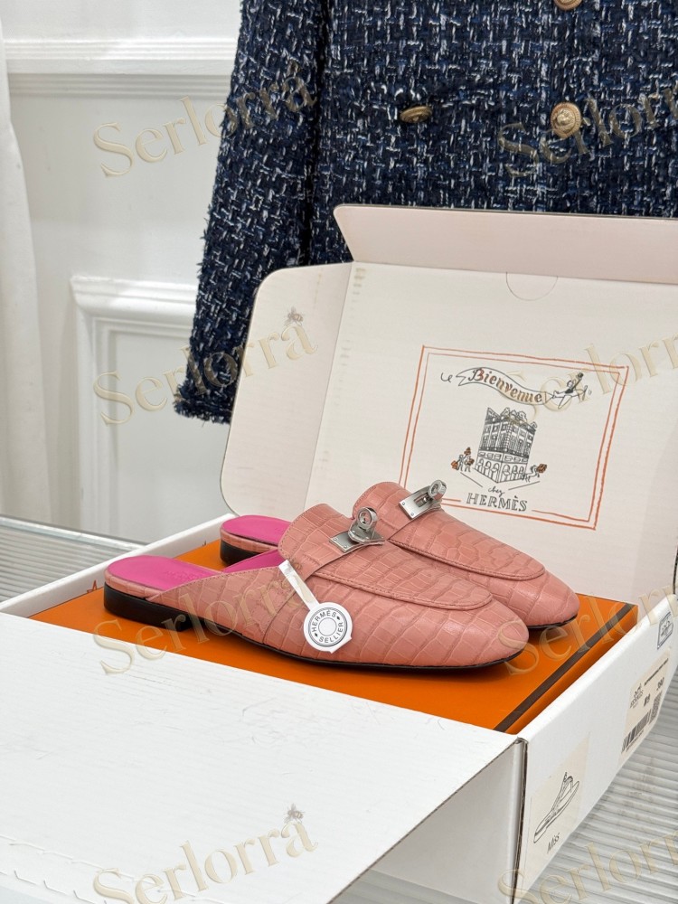 HERMÈS CROCODILE‑EFFECT LEATHER KELLY BUCKLE BACKLESS LOAFER MULES