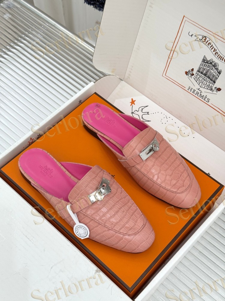 HERMÈS CROCODILE‑EFFECT LEATHER KELLY BUCKLE BACKLESS LOAFER MULES