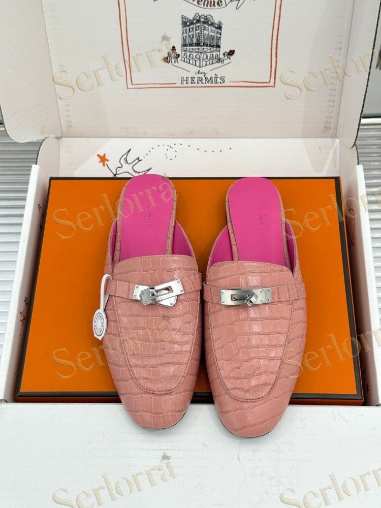 HERMÈS CROCODILE‑EFFECT LEATHER KELLY BUCKLE BACKLESS LOAFER MULES