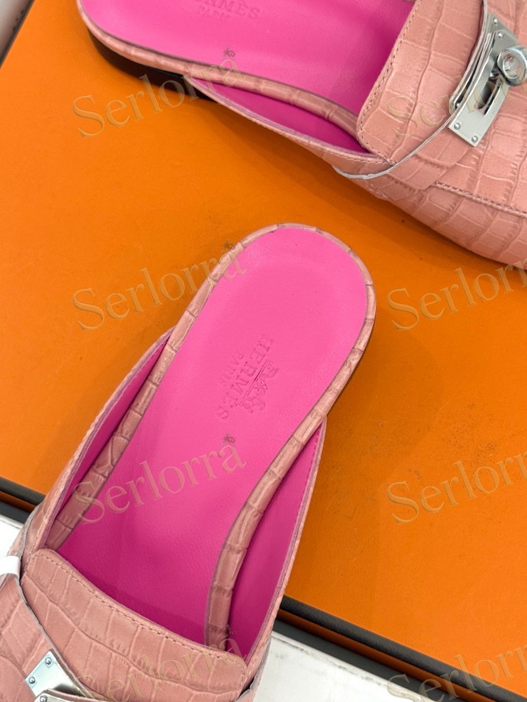 HERMÈS CROCODILE‑EFFECT LEATHER KELLY BUCKLE BACKLESS LOAFER MULES