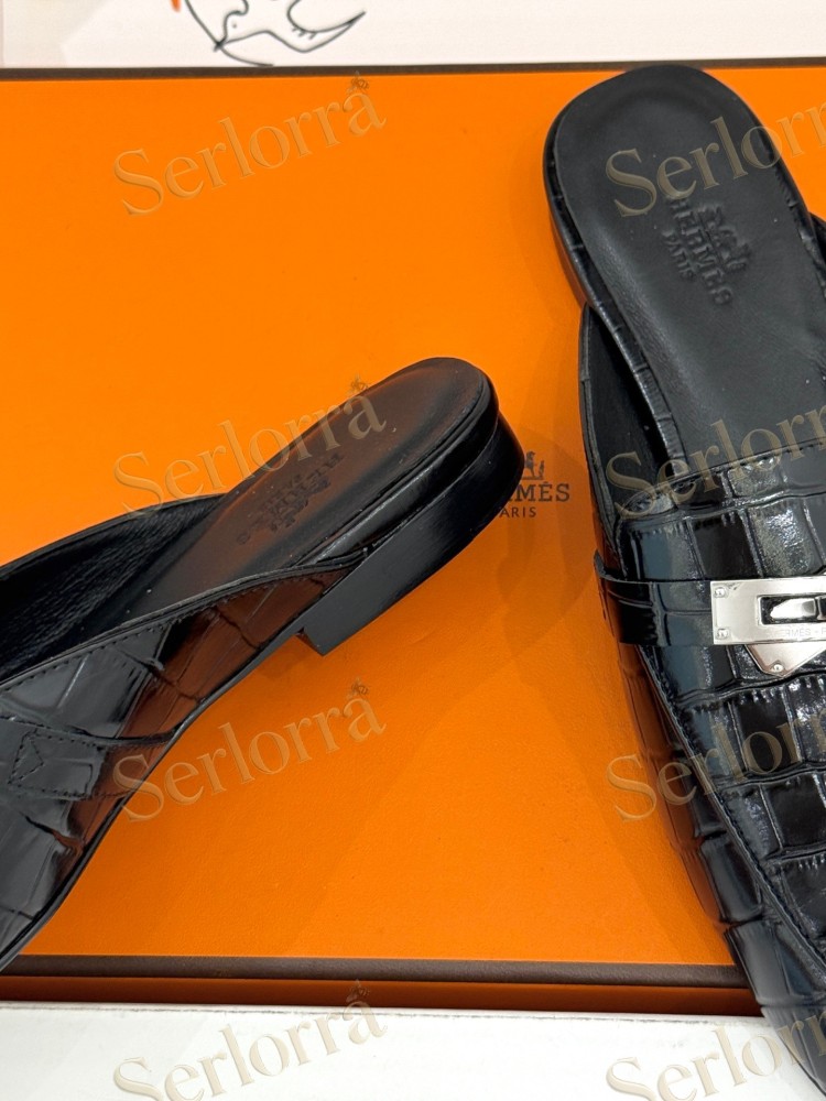 HERMÈS CROCODILE‑EFFECT LEATHER KELLY BUCKLE BACKLESS LOAFER MULES