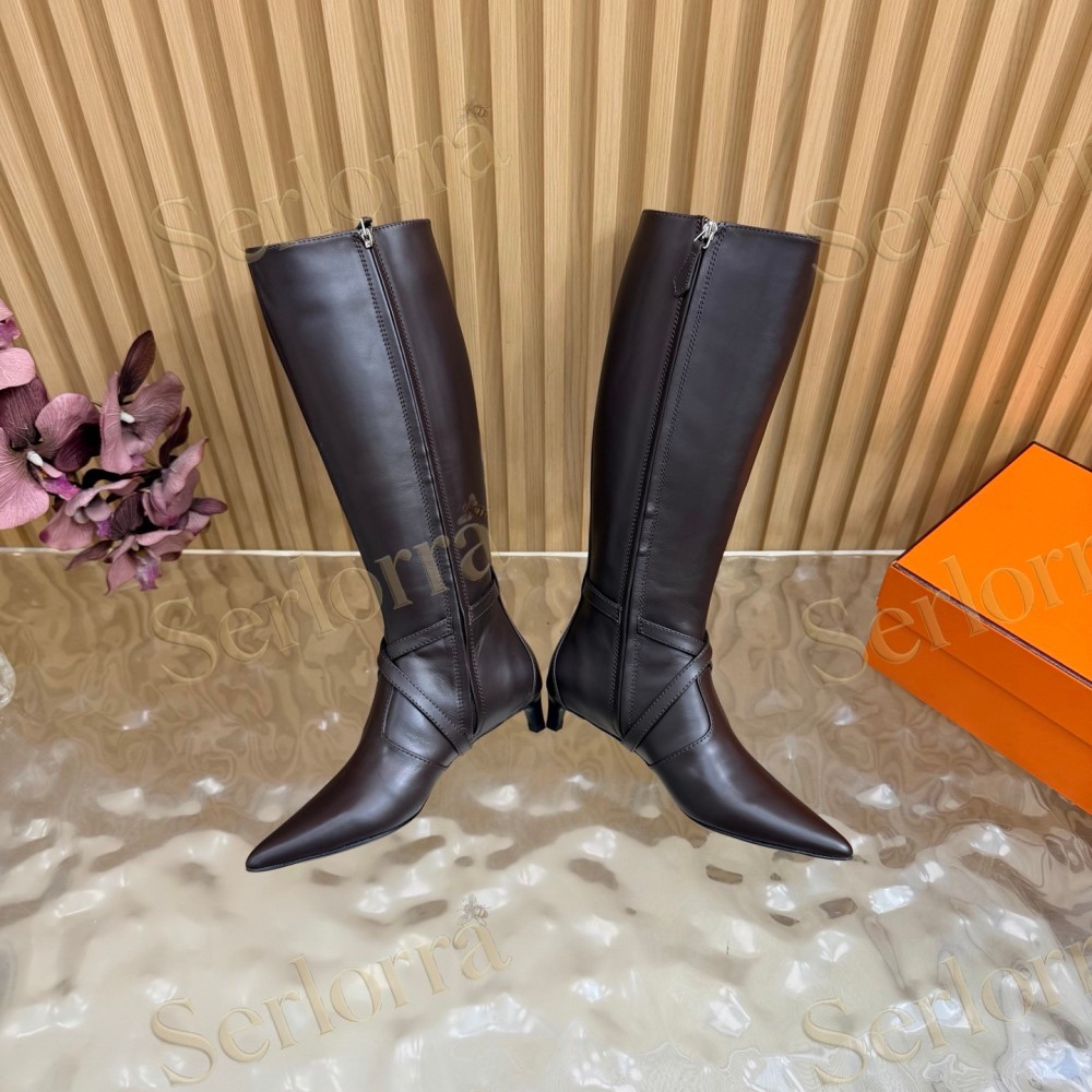 HERMÈS SMOOTH LEATHER POINTED‑TOE FLAT KNEE‑HIGH BOOTS