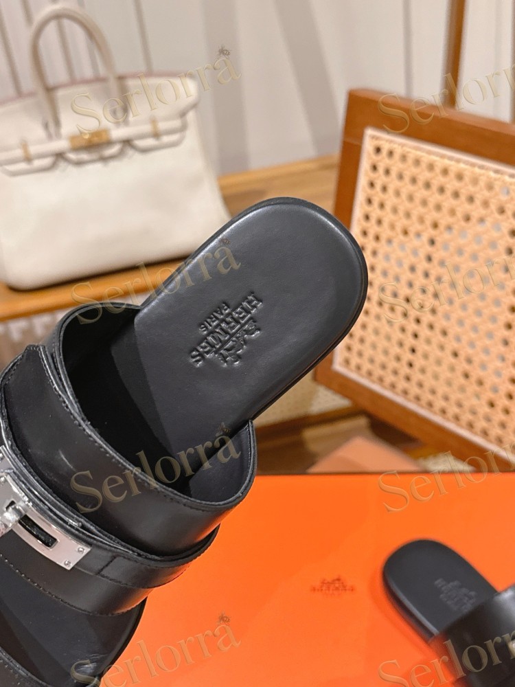 HERMÈS SMOOTH LEATHER KELLY BUCKLE FLAT SLIDE SANDALS