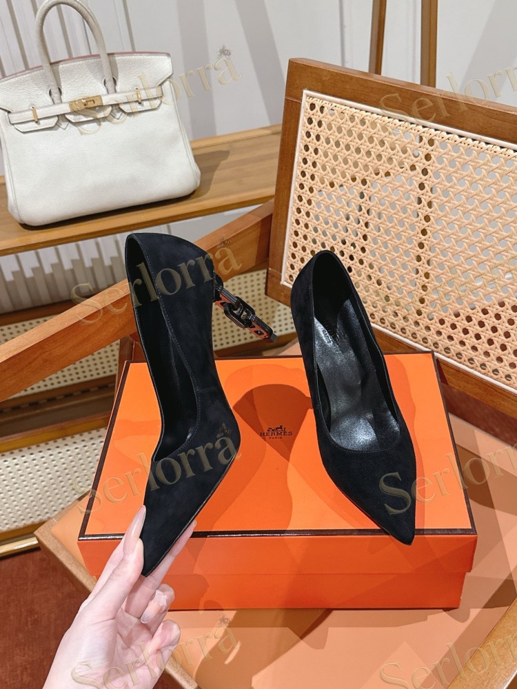HERMÈS BLACK SUEDE LEATHER KELLY CHAIN HIGH‑HEEL PUMPS