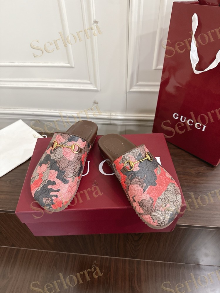 GUCCI GG CAMOUFLAGE CANVAS HORSEBIT SLIDE MULES