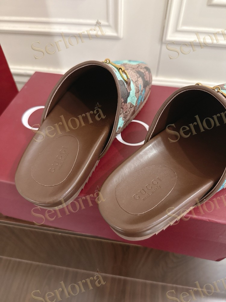 GUCCI GG CAMOUFLAGE CANVAS HORSEBIT SLIDE MULES
