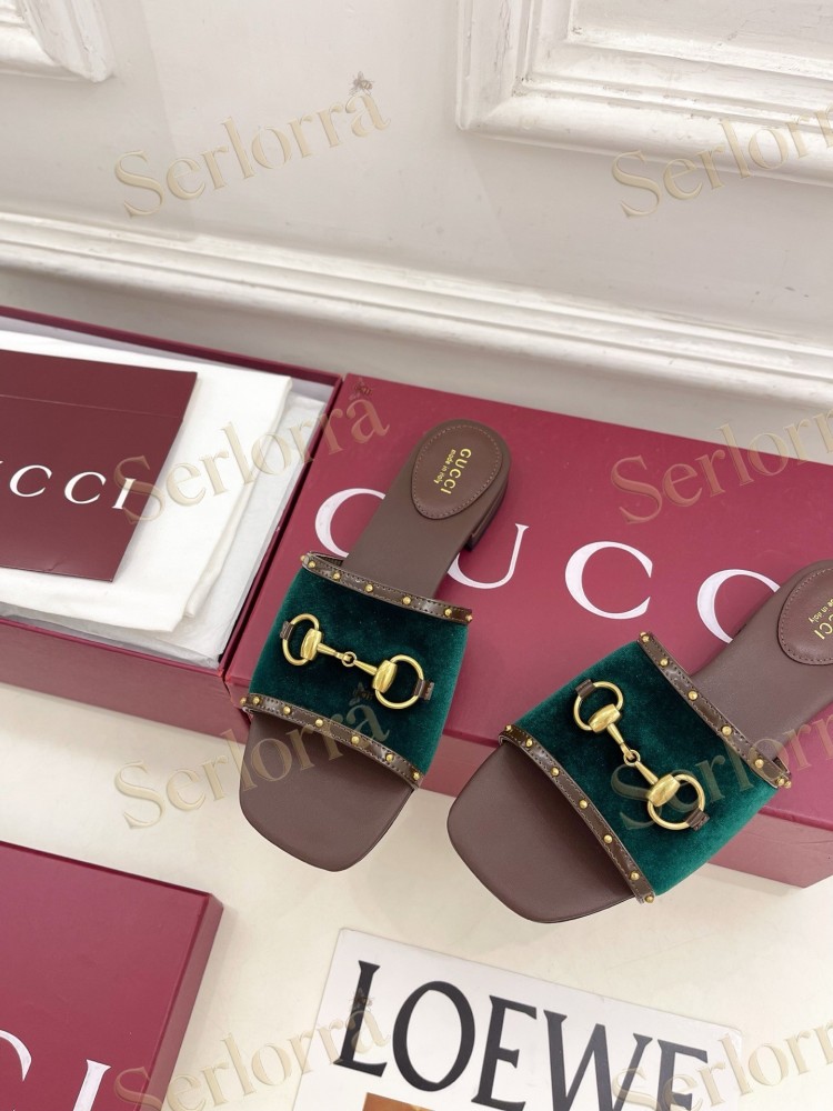GUCCI GG CANVAS STUDS HORSEBIT SLIDE SANDALS