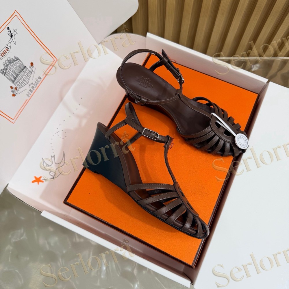 HERMÈS LEATHER CUTOUT WEDGE-HEEL ROMAN SANDALS