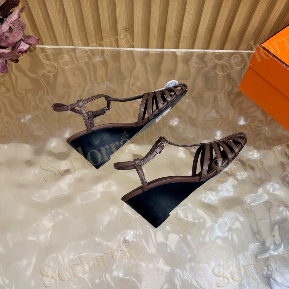 HERMÈS LEATHER CUTOUT WEDGE-HEEL ROMAN SANDALS