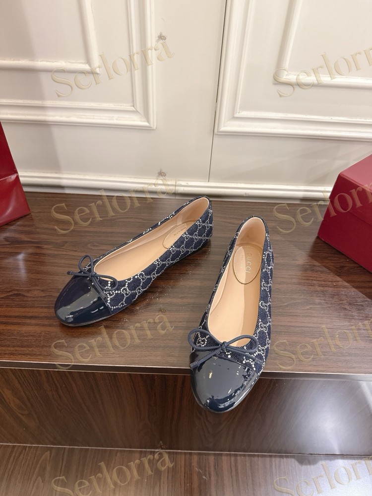 GUCCI GG CRYSTAL CANVAS BOW CAP TOE BALLET FLATS
