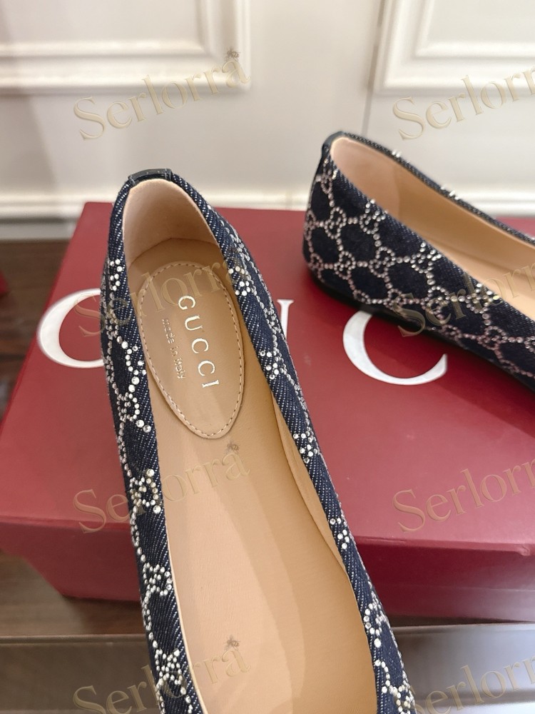 GUCCI GG CRYSTAL CANVAS BOW CAP TOE BALLET FLATS