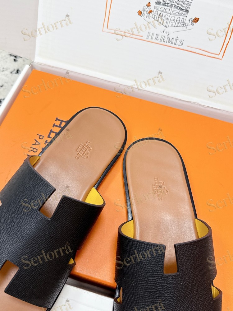 HERMÈS IZMIR MEN'S SLIDE SANDAL