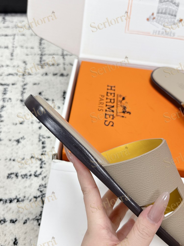 HERMÈS IZMIR MEN'S SLIDE SANDAL