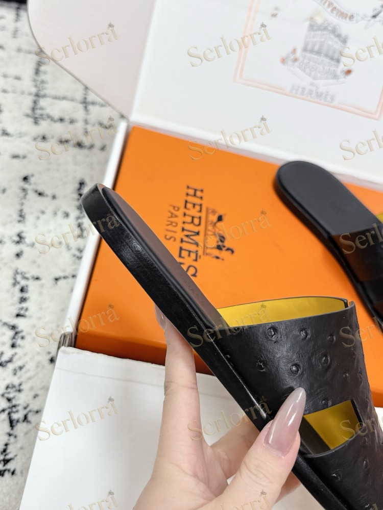 HERMÈS IZMIR MEN'S SLIDE SANDAL