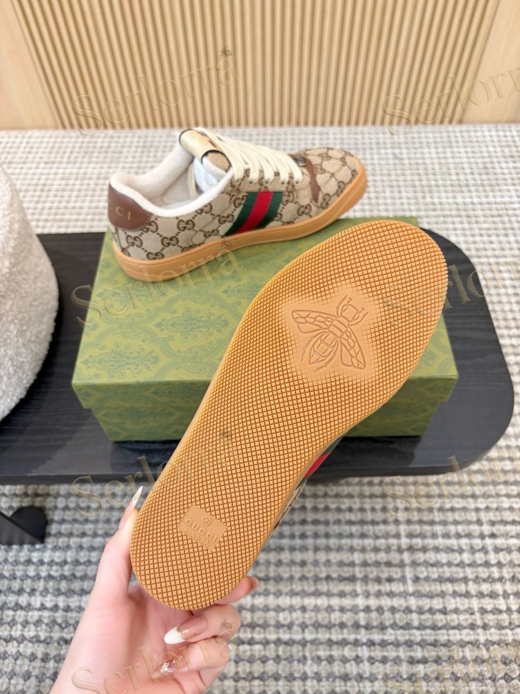 GUCCI DOUBLE G GG CANVAS LEATHER LOW TOP SNEAKERS
