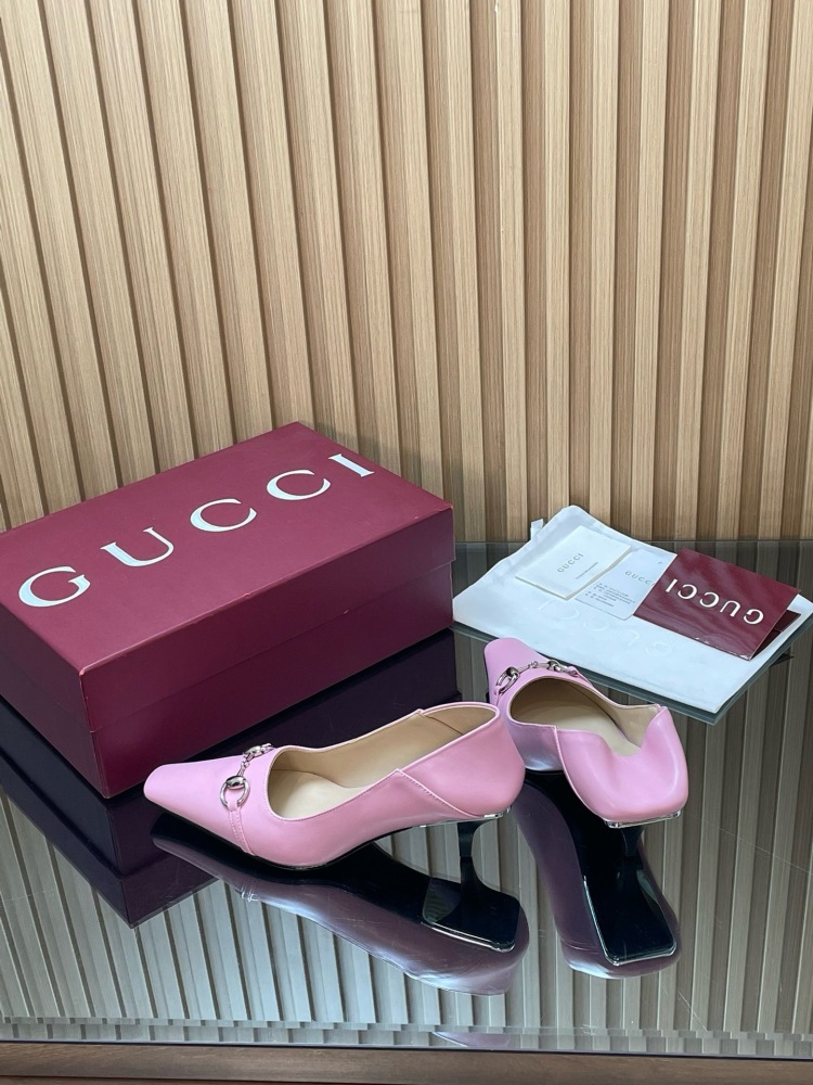 GUCCI HORSEBIT LEATHER POINTED TOE KITTEN HEEL PUMPS