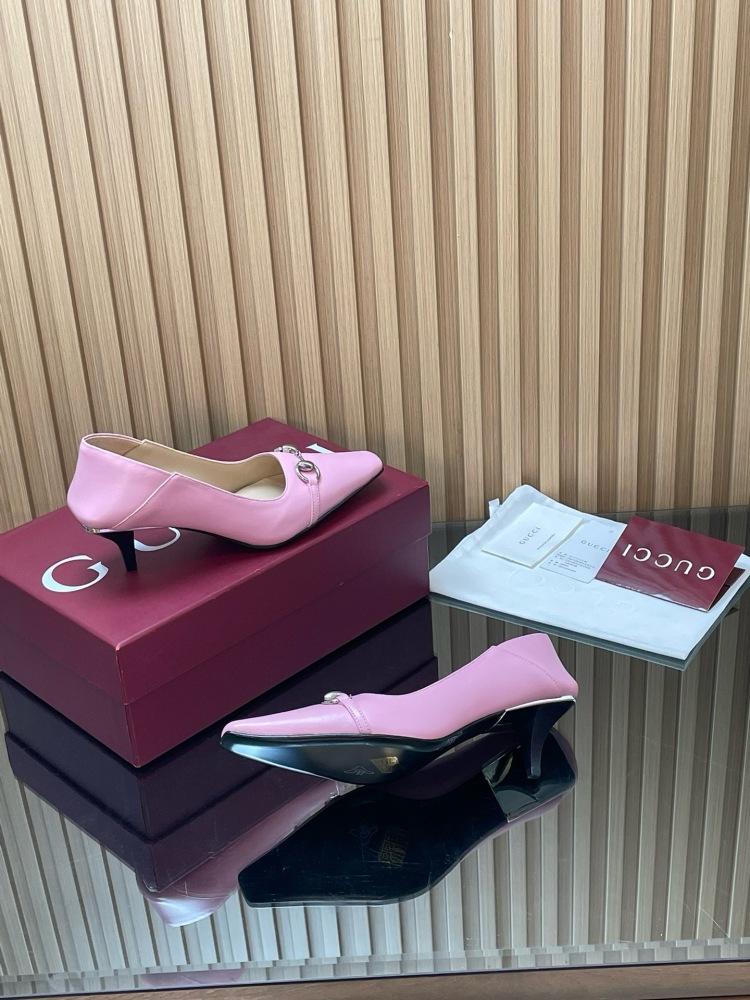 GUCCI HORSEBIT LEATHER POINTED TOE KITTEN HEEL PUMPS