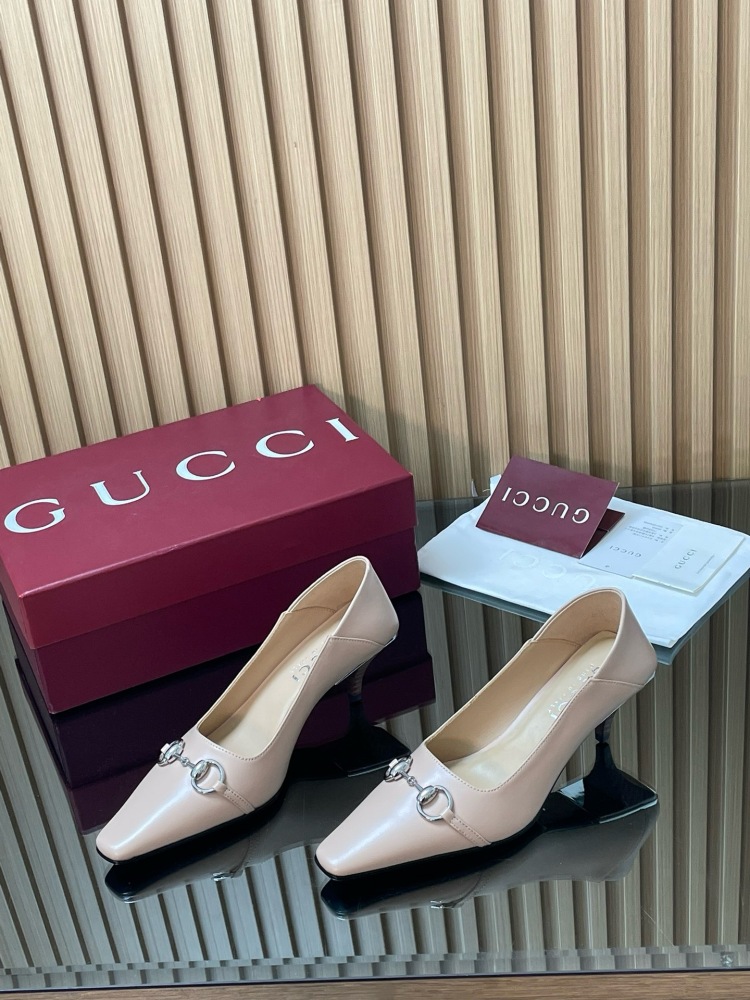 GUCCI HORSEBIT LEATHER POINTED TOE KITTEN HEEL PUMPS