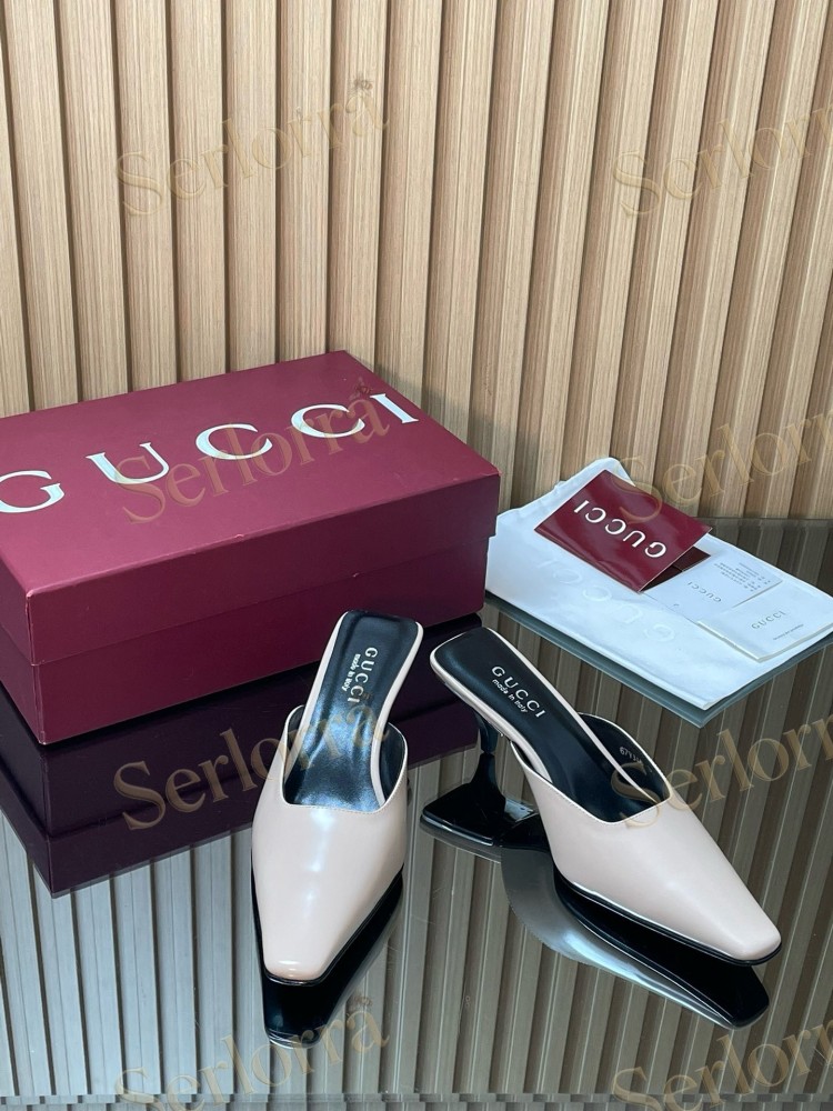 GUCCI LEATHER SQUARE TOE KITTEN HEEL MULES