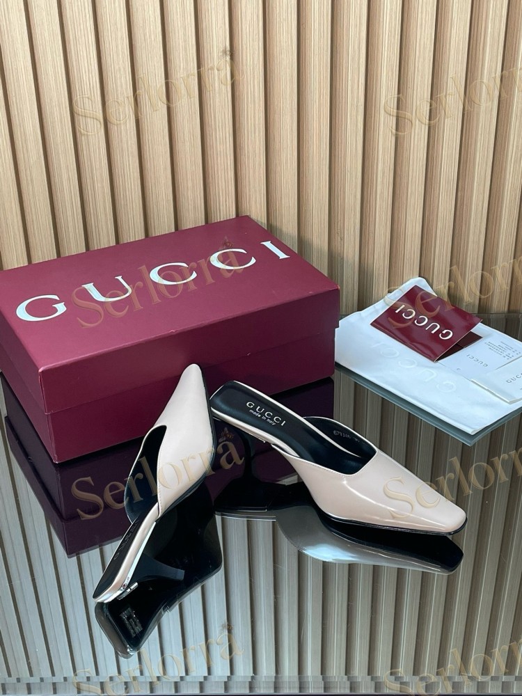 GUCCI LEATHER SQUARE TOE KITTEN HEEL MULES