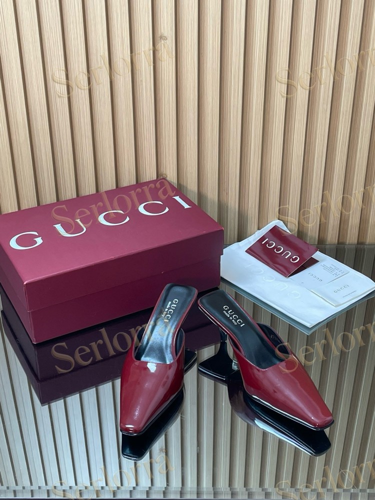 GUCCI LEATHER SQUARE TOE KITTEN HEEL MULES