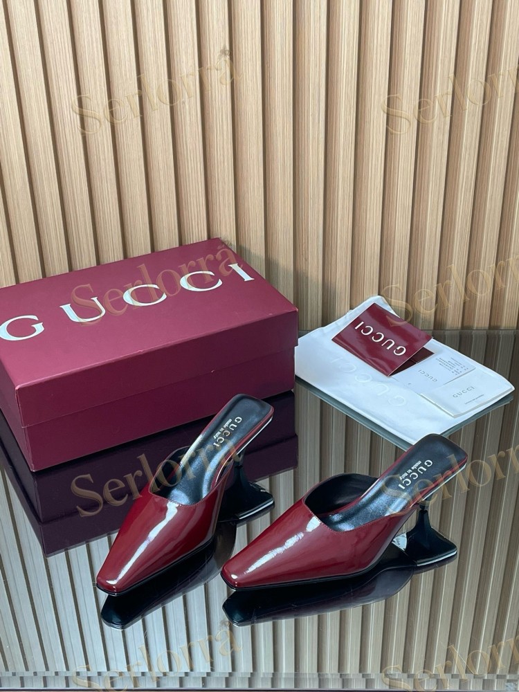 GUCCI LEATHER SQUARE TOE KITTEN HEEL MULES