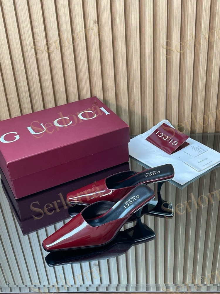 GUCCI LEATHER SQUARE TOE KITTEN HEEL MULES