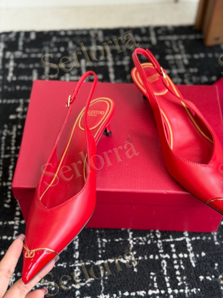 VALENTINO GARAVANI NUDE LEATHER RED LINING METAL LOGO POINTED-TOE KITTEN HEEL SLINGBACK PUMPS