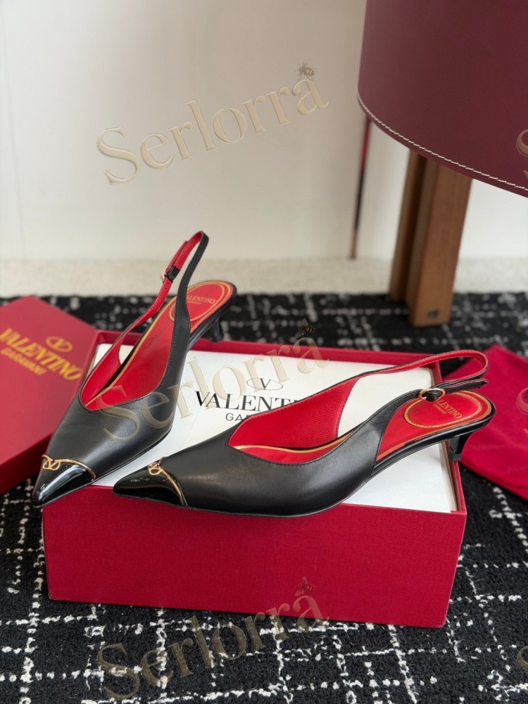 VALENTINO GARAVANI NUDE LEATHER RED LINING METAL LOGO POINTED-TOE KITTEN HEEL SLINGBACK PUMPS