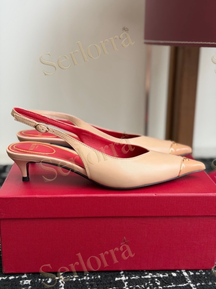 VALENTINO GARAVANI NUDE LEATHER RED LINING METAL LOGO POINTED-TOE KITTEN HEEL SLINGBACK PUMPS