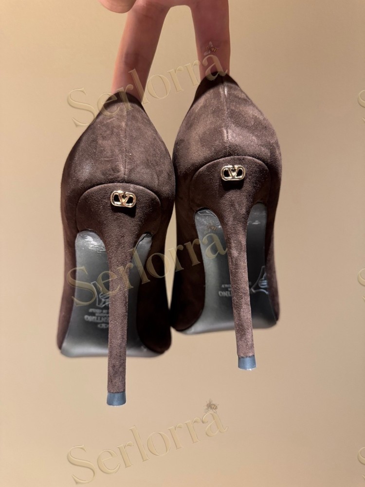 VALENTINO GARAVANI VLOGO SIGNATURE PATENT‑LEATHER SLINGBACK PUMPS 80MM