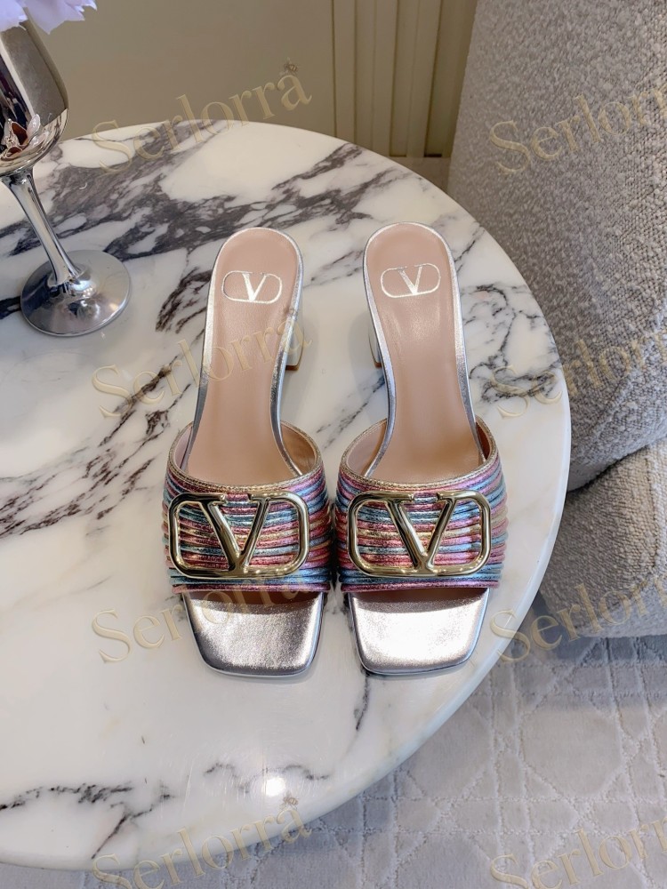 VALENTINO  PLEATED METALLIC LEATHER V‑LOGO BLOCK‑HEEL MULE SLIDES