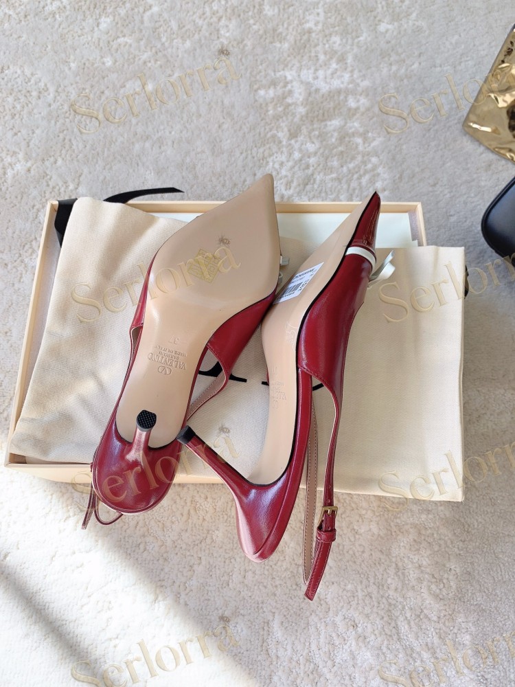 VALENTINO RED PATENT LEATHER WHITE BOW V‑LOGO SLINGBACK PUMPS