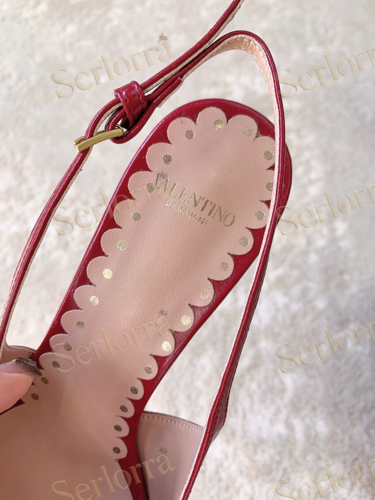 VALENTINO RED PATENT LEATHER WHITE BOW V‑LOGO SLINGBACK PUMPS