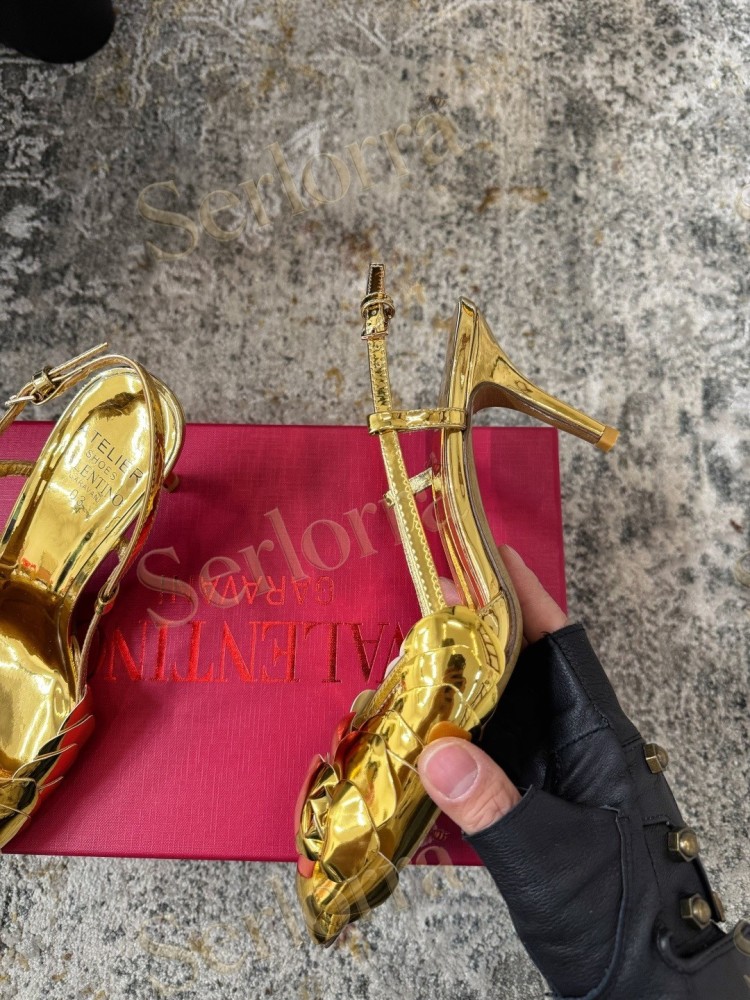VALENTINO GARAVANI ATELIER 03 ROSE EDITION SILMETALLIC LEATHER SLINGBACK PUMPS