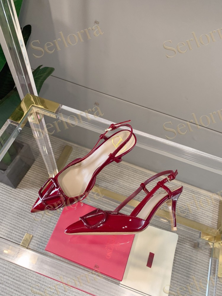 VALENTINO GARAVANI VLOGO SIGNATURE IVORY PATENT LEATHER SLINGBACK KITTEN‑HEEL PUMPS