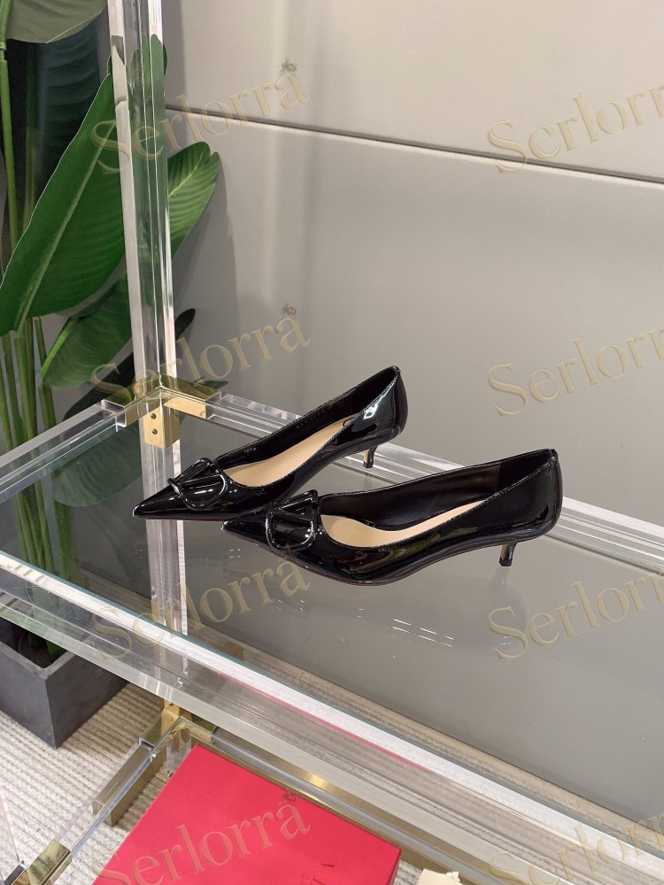 VALENTINO GARAVANI VLOGO SIGNATURE PATENT LEATHER POINTED‑TOE PUMPS