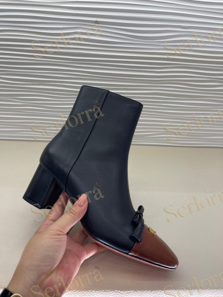 VALENTINO GARAVANI TWO‑TONE LEATHER BOW V‑LOGO BLOCK‑HEEL ANKLE BOOTS