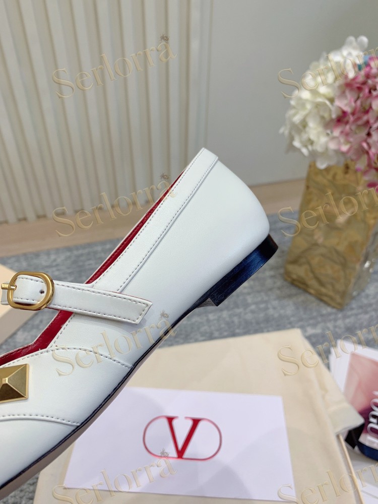 VALENTINO GARAVANI LEATHER ROMAN STUD CUT‑OUT MARY JANE FLATS
