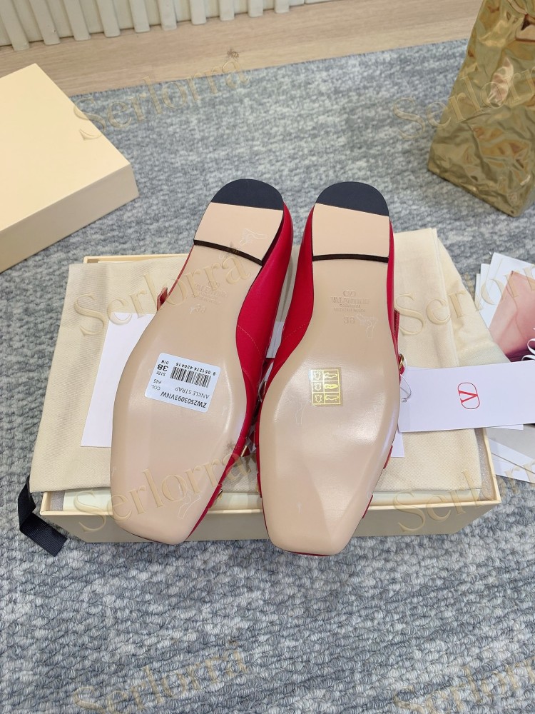 VALENTINO GARAVANI LEATHER ROMAN STUD CUT‑OUT MARY JANE FLATS
