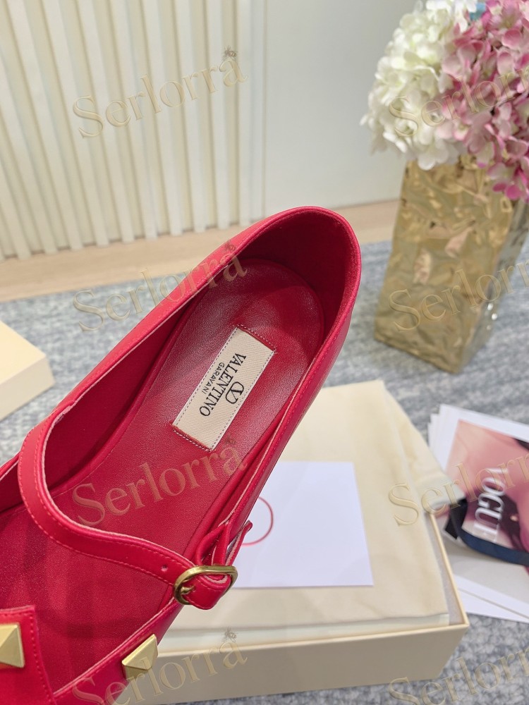 VALENTINO GARAVANI LEATHER ROMAN STUD CUT‑OUT MARY JANE FLATS