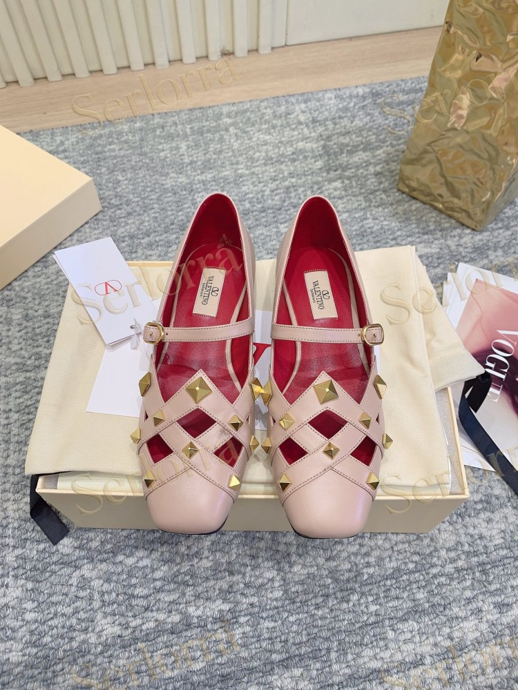 VALENTINO GARAVANI LEATHER ROMAN STUD CUT‑OUT MARY JANE FLATS