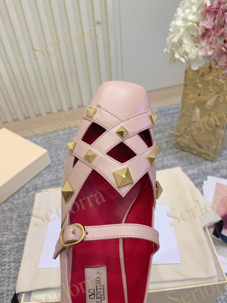 VALENTINO GARAVANI LEATHER ROMAN STUD CUT‑OUT MARY JANE FLATS