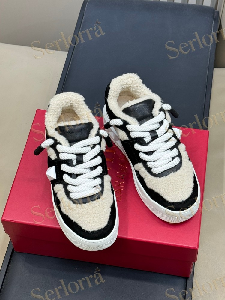 VALENTINO GARAVANI ONE STUD XL LEATHER AND SHEARLING PLATFORM SNEAKERS