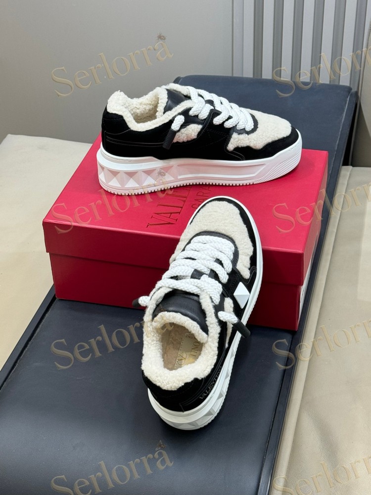 VALENTINO GARAVANI ONE STUD XL LEATHER AND SHEARLING PLATFORM SNEAKERS
