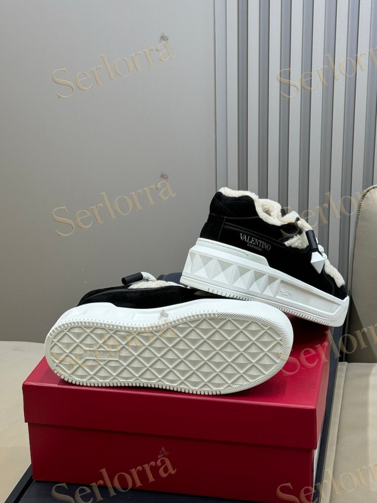VALENTINO GARAVANI ONE STUD XL LEATHER AND SHEARLING PLATFORM SNEAKERS