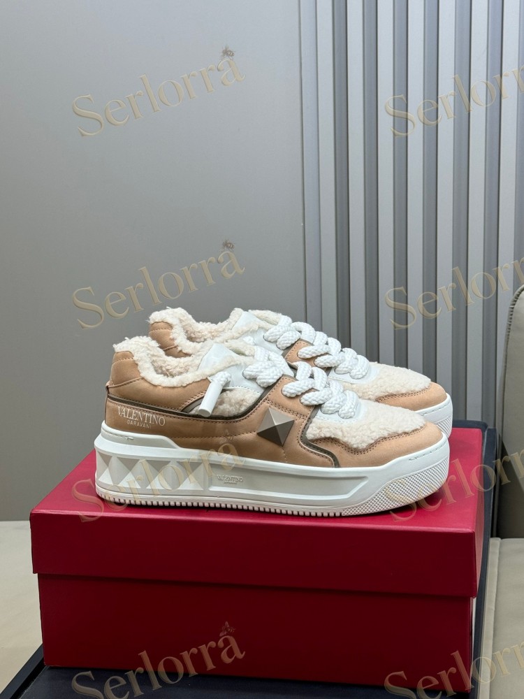 VALENTINO GARAVANI ONE STUD XL LEATHER AND SHEARLING PLATFORM SNEAKERS