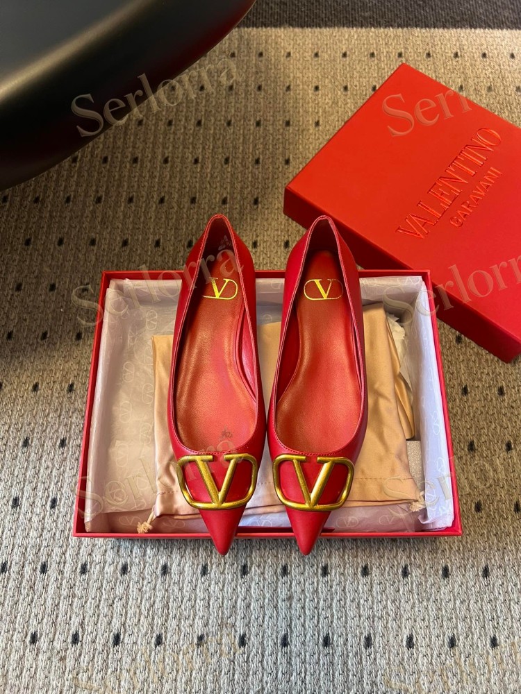 VALENTINO GARAVANI VLOGO POINT-TOE FLATS